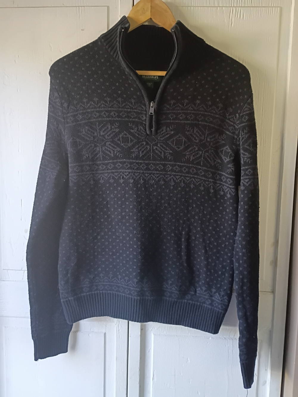 Outdoor Life Men's Black And Dark Gray Zip-Up Patterned Sweater